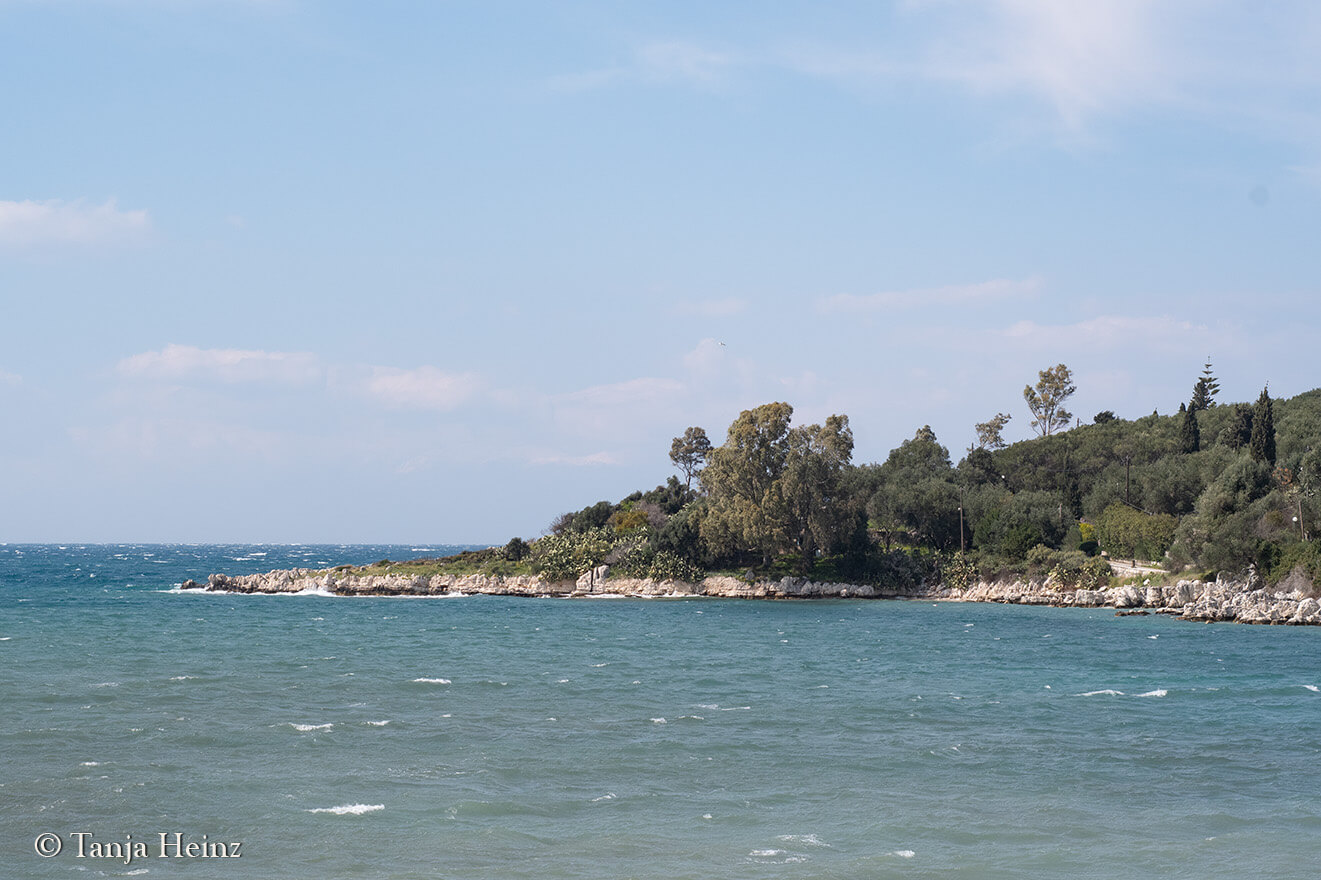 smaragdgrünes Wasser auf Korfu